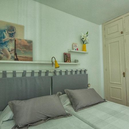 Luminoso Y Fresco Apartamento En 2ª Linea De Playa Fuengirola Εξωτερικό φωτογραφία