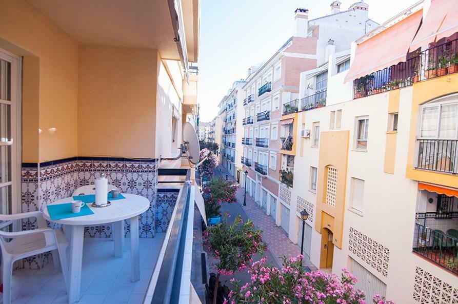 Luminoso Y Fresco Apartamento En 2ª Linea De Playa Fuengirola Εξωτερικό φωτογραφία